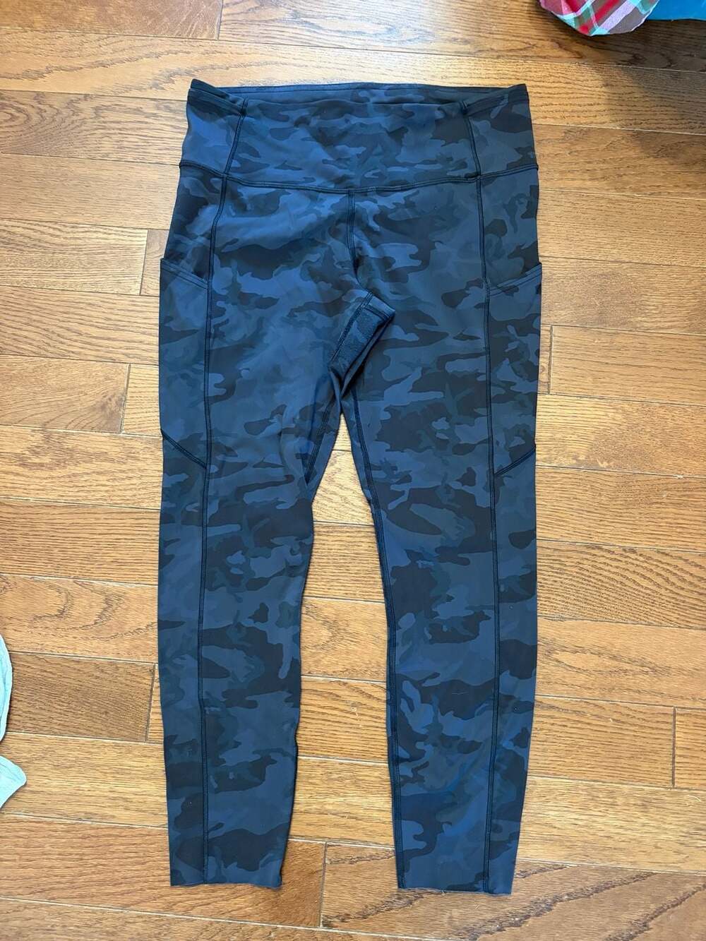 Lululemon Fast and Free High-Rise Tight 28" Blue Camo Size 10